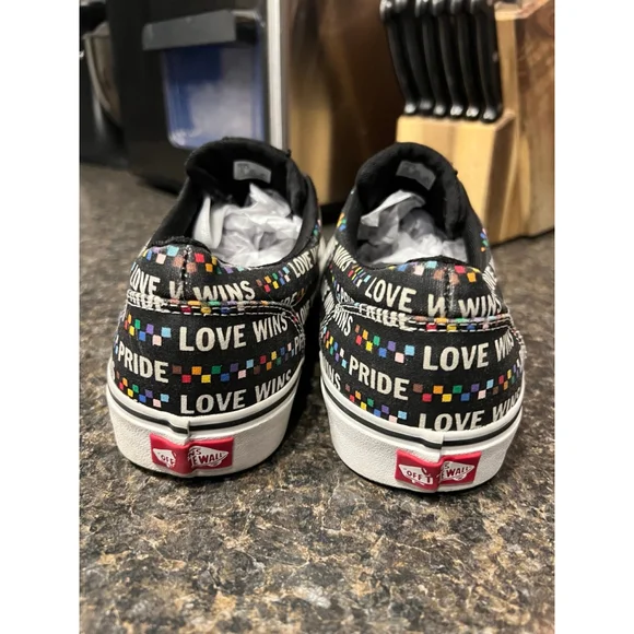 Vans Doheny Lowtop 2022 Pride Love Wins Mens 10 - Picture 5 of 11